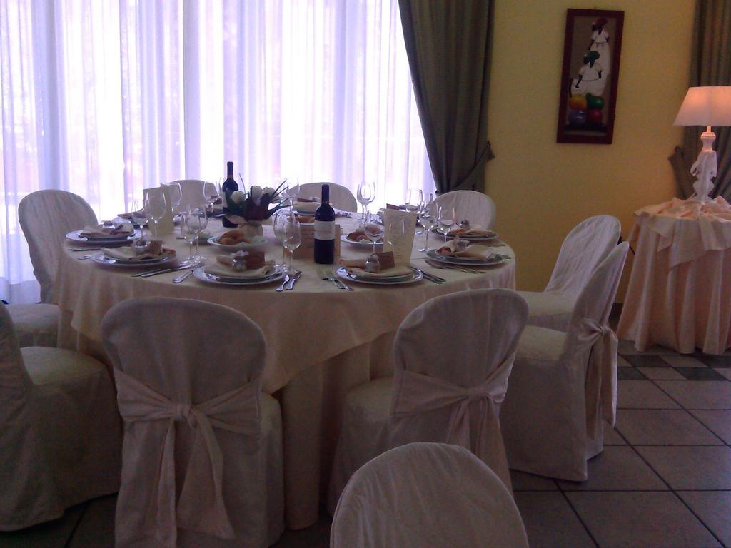 Hotel Parco Degli Ulivi Scerne Екстер'єр фото