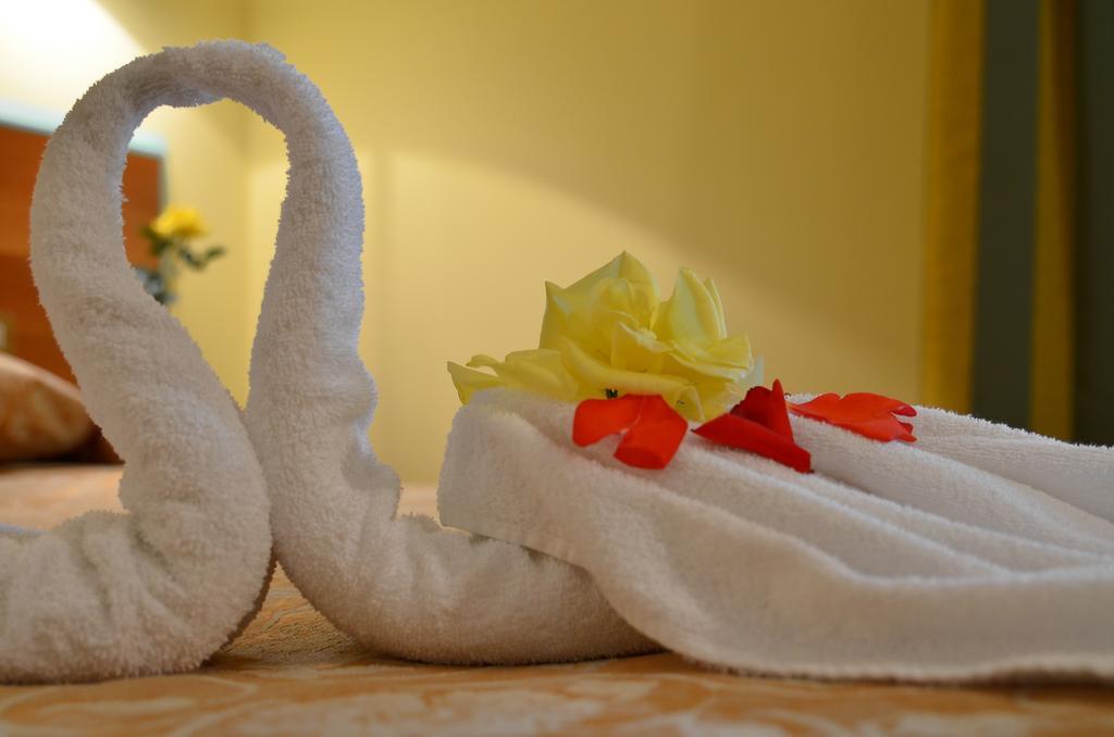 Hotel Parco Degli Ulivi Scerne Екстер'єр фото