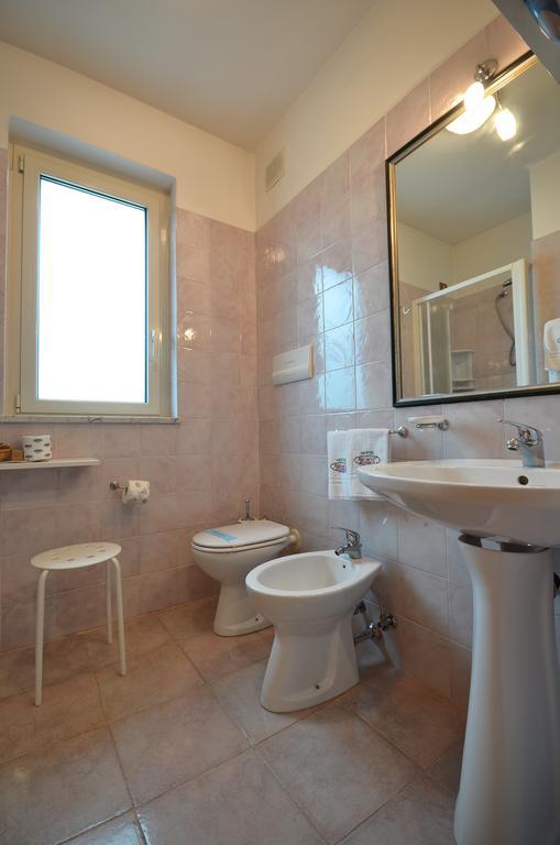 Hotel Parco Degli Ulivi Scerne Екстер'єр фото